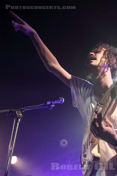 DARWIN DEEZ - 2010-11-04 - PARIS - La Boule Noire - Darwin Merwan Smith